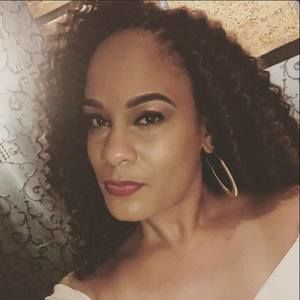 Meet your Posher, Latoya